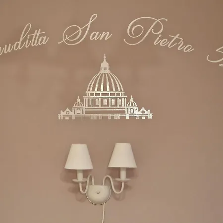Giuditta San Pietro 52 Loft Roma-3